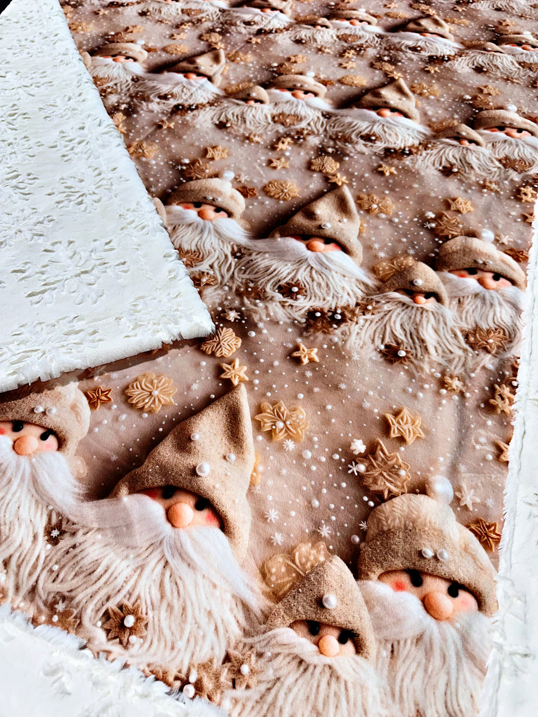 Fancy Gnomes On Snowflakes XL Adult Size