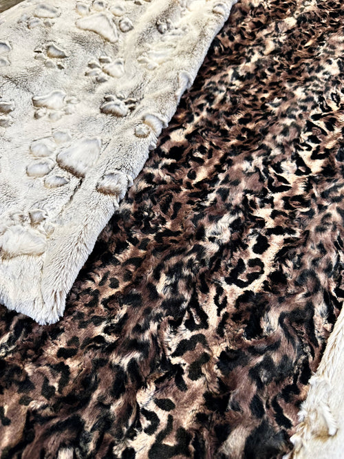 Bobcat XL Adult Size