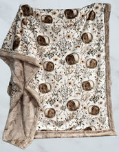 Load image into Gallery viewer, Country Floral XL Adult Size