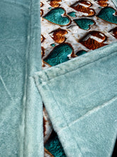 Load image into Gallery viewer, Extra Luxe Agave Glazed Encore + Hide Hearts Throw