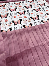 Load image into Gallery viewer, Extra Luxe Sydney Wild Rose + Pretty Butterflies XL Adult Size