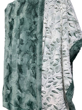 Load image into Gallery viewer, Spruce Poppy XL Adult Size