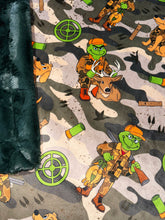 Load image into Gallery viewer, Grouchy Hunter Throw Size