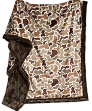 Load image into Gallery viewer, Old School Camo XL Adult Size