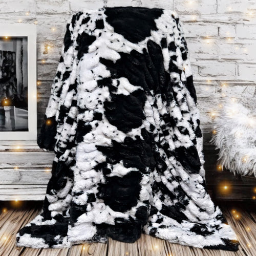 Extra Extra Luxe Bessie Pony Milan Adult Size