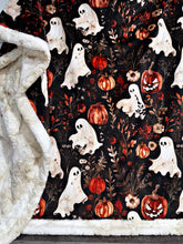 Load image into Gallery viewer, PREORDER Pretty Ghosts XL ADULT