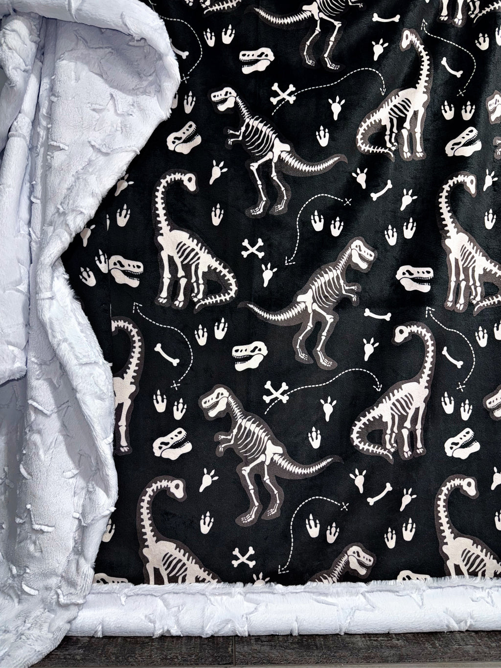 Star Skelly Dinos XL Adult Size