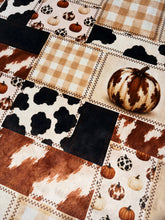 Load image into Gallery viewer, Cozy Pumpkins Xl Adult