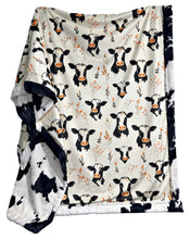 Load image into Gallery viewer, Country Cows XL Adult Size