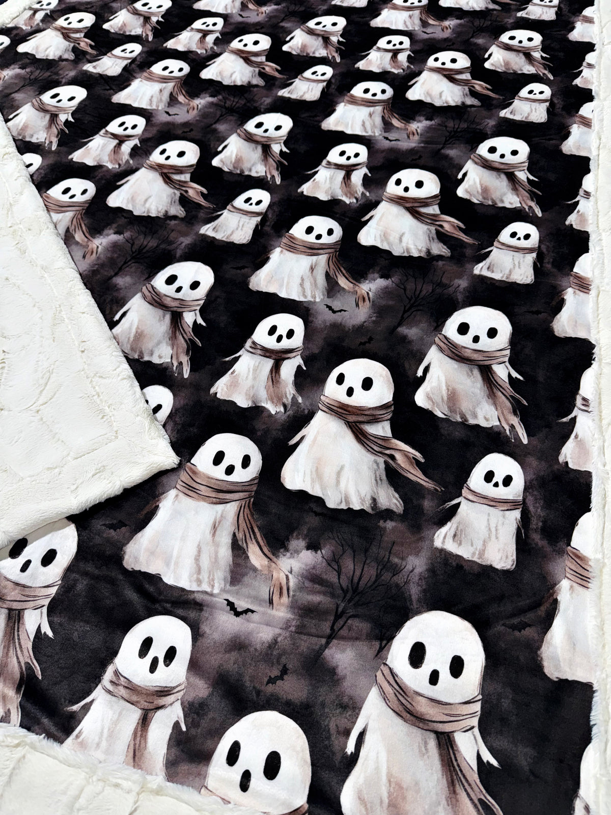 Chilly Ghosts XL Adult Size