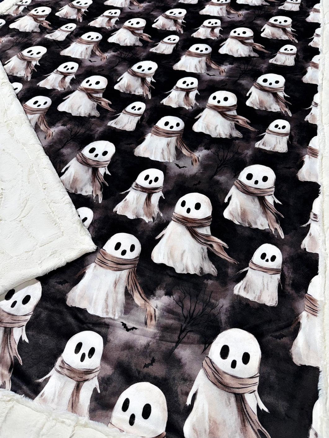 Chilly Ghosts XL Adult Size