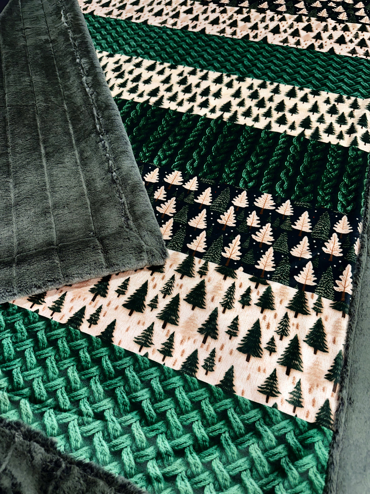 Extra Luxe Pine Grove Sweater Knit Evergreens XL Adult Size