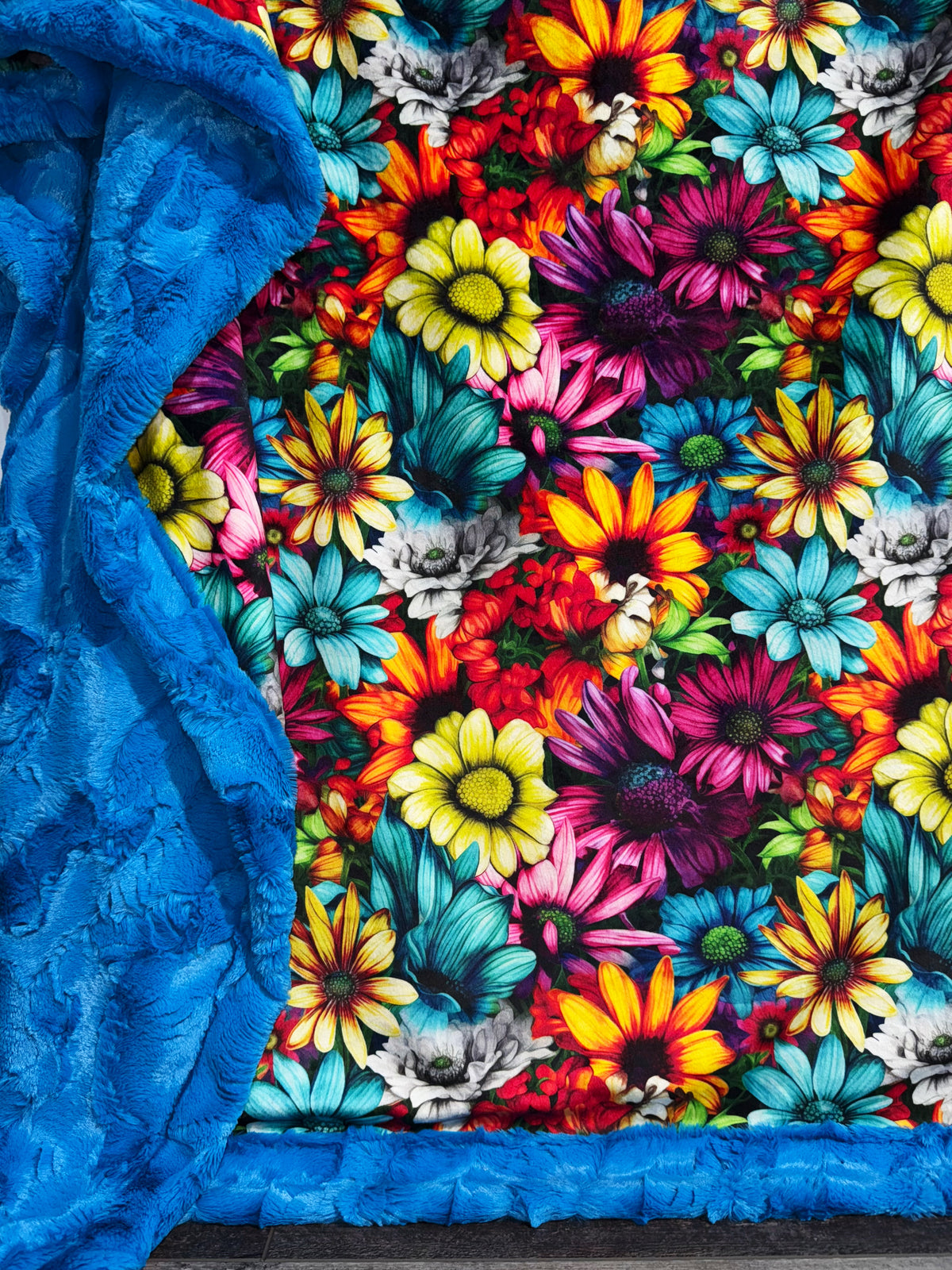 Crazy Daisies Adult Size