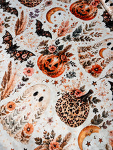 Load image into Gallery viewer, Leopard Pumpkins Xl Adult