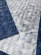 Load image into Gallery viewer, Extra Luxe Navy Prism Oceana + Electric Heather Hide XL Adult Size