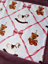 Load image into Gallery viewer, Extra Luxe Wildrose Sydney XL Crib Size
