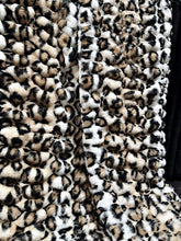 Load image into Gallery viewer, Double Extra Luxe  Clouded Leopard Sand Milan Adult