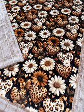 Load image into Gallery viewer, Extra Luxe Iced Sydney Sand Dollar + Wild Hearts XL Adult Size