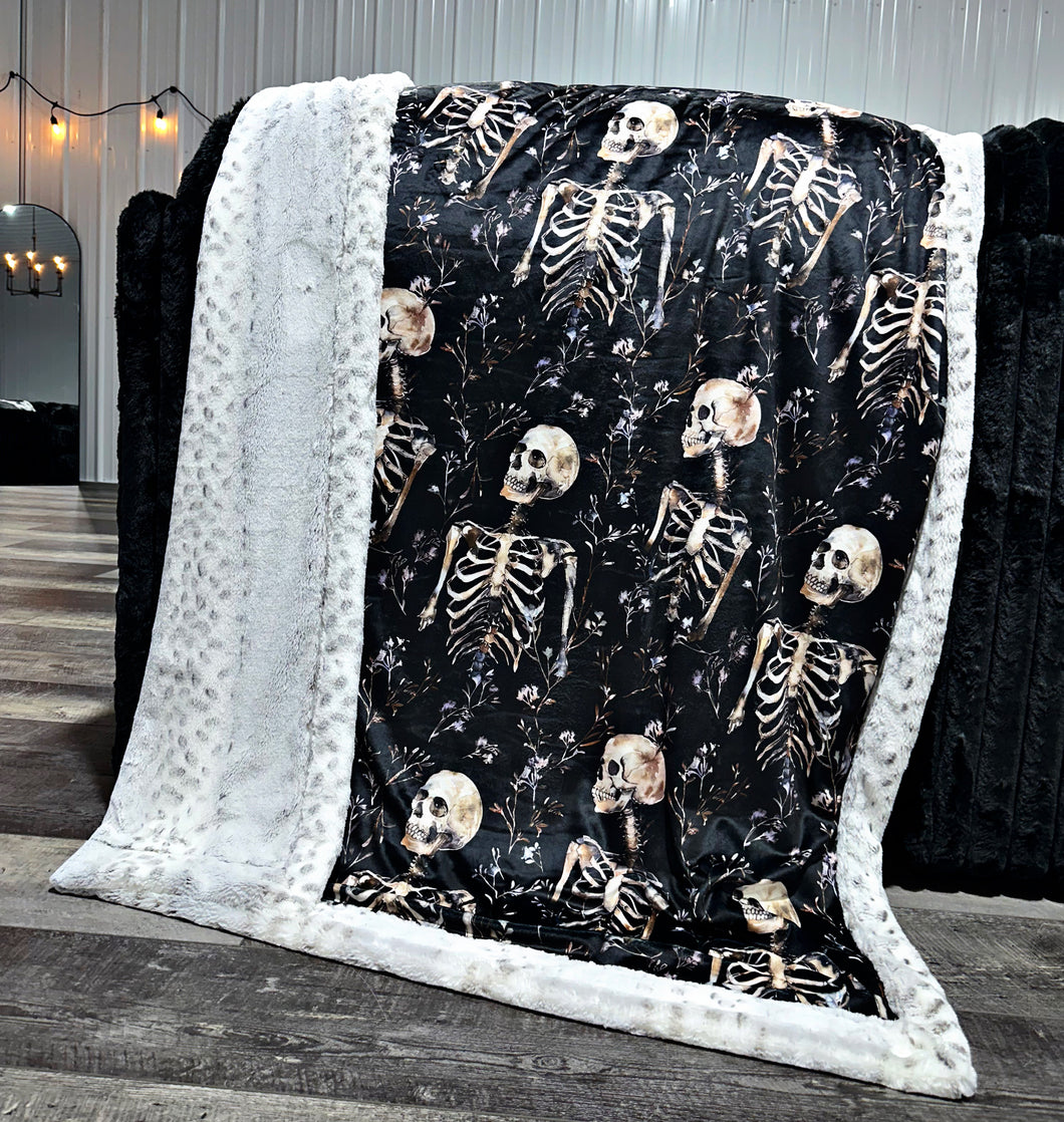 Extra Luxe Alaskan Dove Bunny Skeletons XL Adult Size