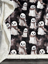 Load image into Gallery viewer, Chilly Ghosts XL Adult Size