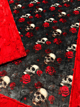 Load image into Gallery viewer, Rose Skulls XL Adult Size