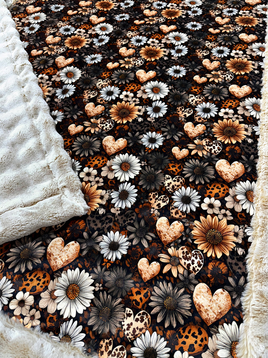 Extra Luxe Frosted Sand Dollar Poppy + Wild Hearts XL Adult Size