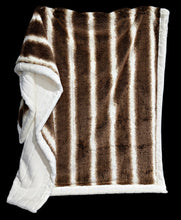 Load image into Gallery viewer, Double Extra Luxe Arctic Chinchilla Rustic + Natural Sydney XL Adult Size