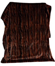 Load image into Gallery viewer, Extra Luxe Autumn Nube Seal +Cow Skull Xl Adult