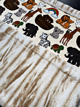 Load image into Gallery viewer, Extra Luxe Nube Seal + Noah’s Ark Throw Size