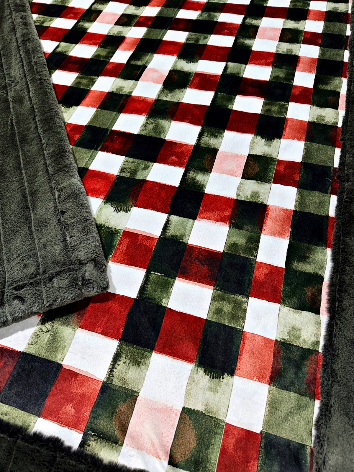 Extra Luxe Iced Sydney Pine + Plaid XL Adult Size