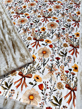Load image into Gallery viewer, Extra Luxe Sand Nube Seal + Florals XL Adult Size
