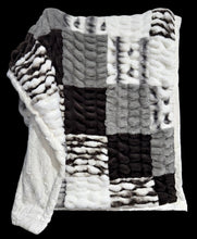 Load image into Gallery viewer, Extra Luxe Milan + Sharpei Quilt XL Adult