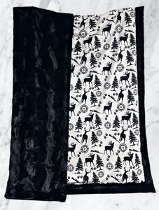 Black + White Hunt XL Adult Size