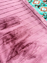 Load image into Gallery viewer, Extra Luxe Wild Rose Sydney +  Aztec XL Adult Size