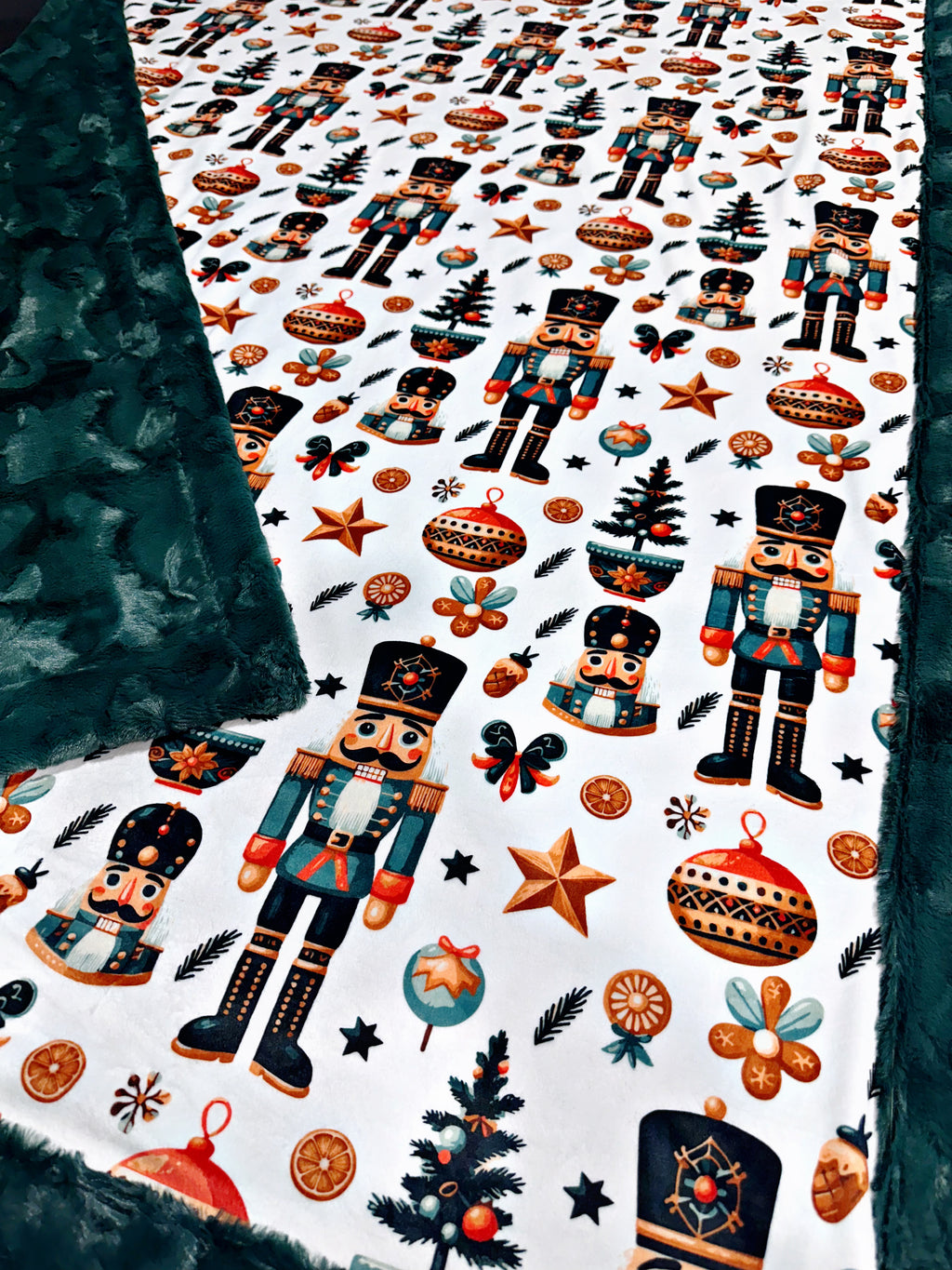 Spruce Nutcrackers XL Adult Size