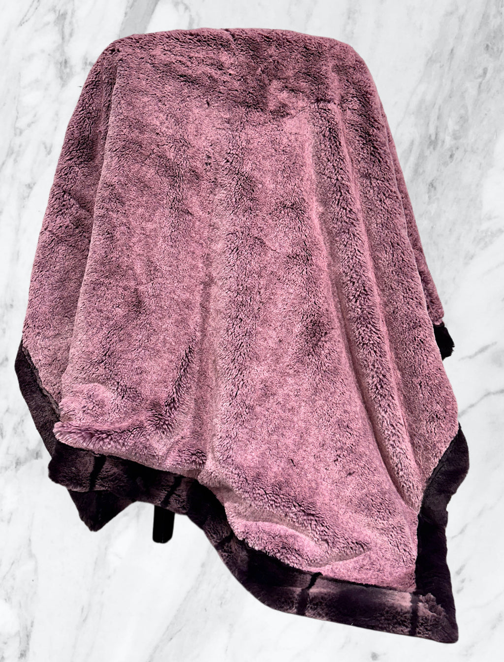 Extra Luxe Sangria Arctic Fox + Mesa Seal Adult Size