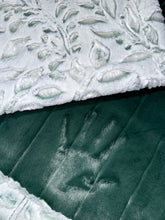 Load image into Gallery viewer, Extra Luxe Spruce Poppy + Forest Sydney Xl Adult