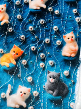 Load image into Gallery viewer, Pearl Yarn Kittens XL Adult Size