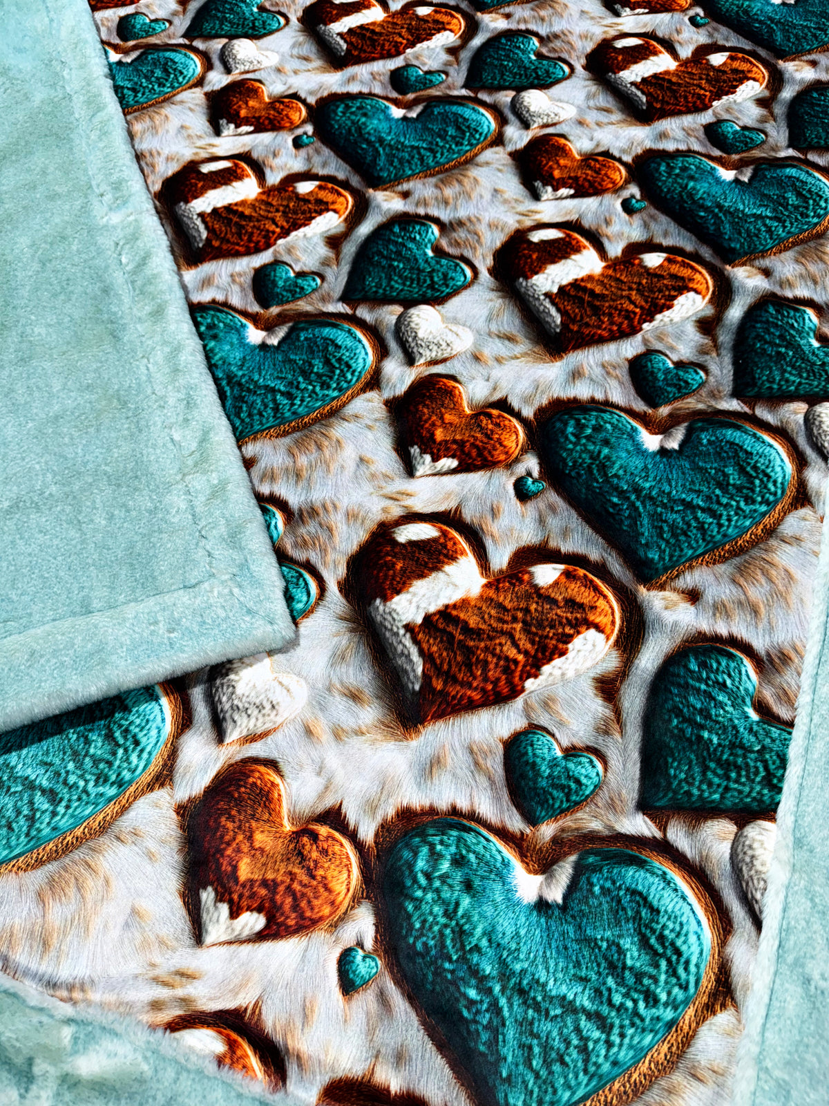 Extra Luxe Agave Glazed Encore + Hide Hearts Throw