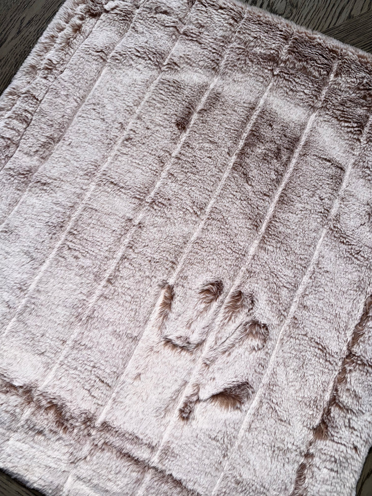 Extra Luxe Sand Dollar Frosted Sydney + Designer Teddy Lovey Size