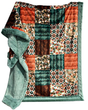Load image into Gallery viewer, Extra Luxe Sydney Juniper + Wolves +  XL Adult Size