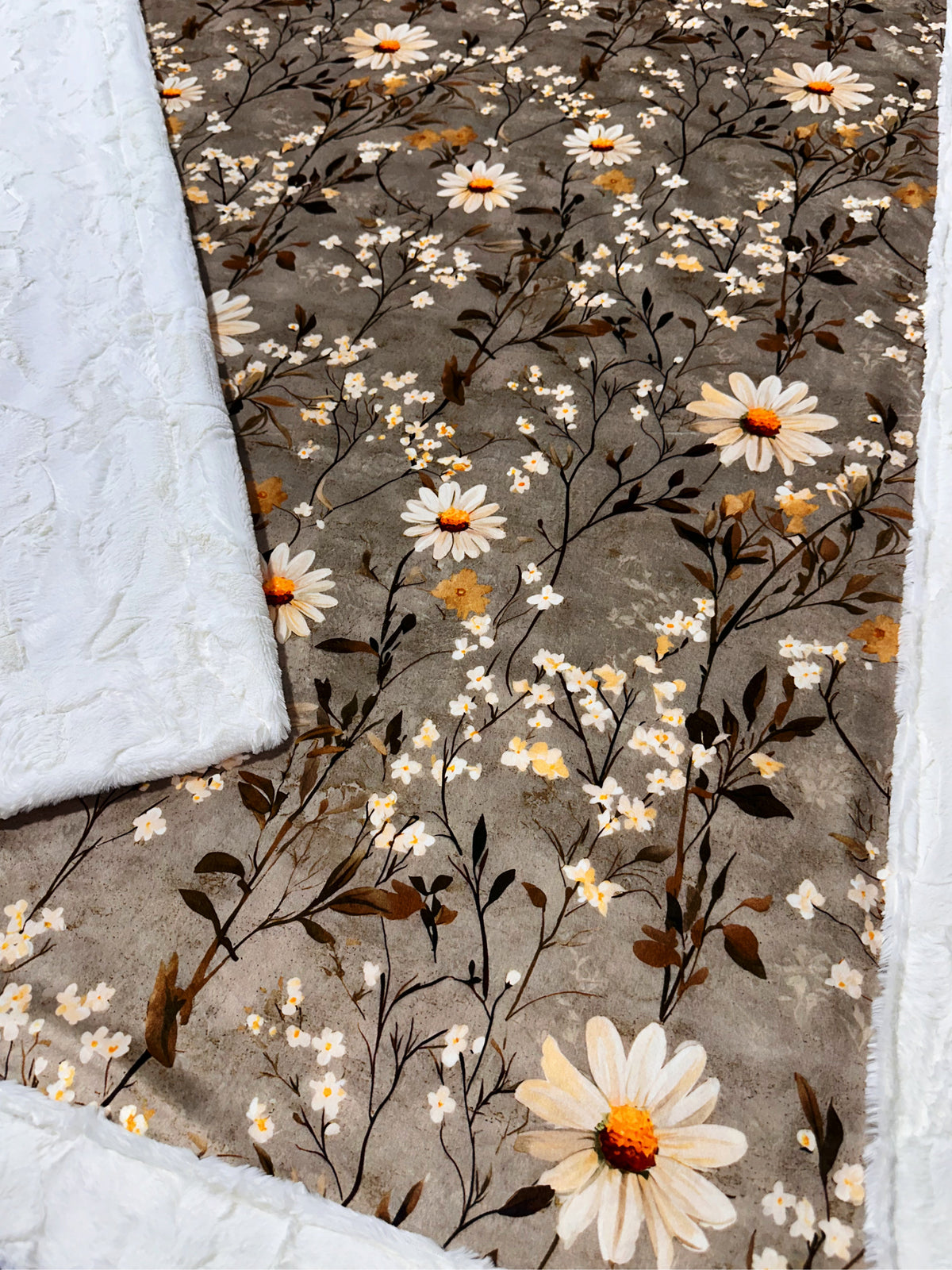 Country Florals XL Adult Size