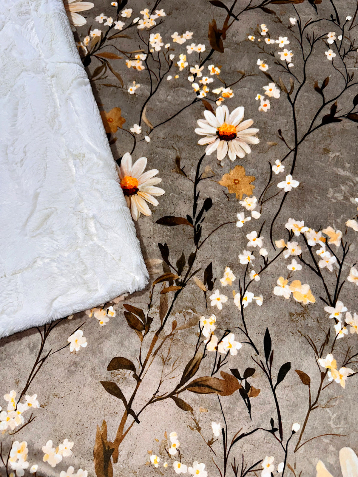 Country Florals XL Adult Size