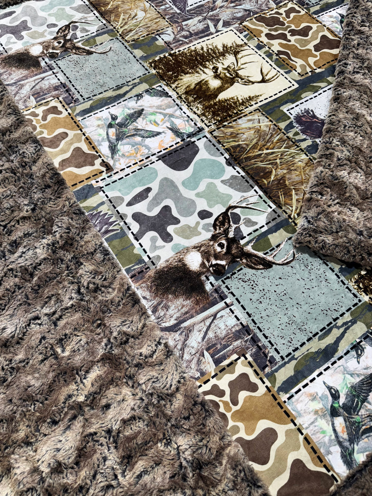 Ducks N Bucks + Driftwood Wild Rabbit XL Adult Size