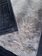 Load image into Gallery viewer, Extra Luxe Tinsel Snowy Owl + Sydney Throw Size