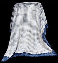 Load image into Gallery viewer, Extra Luxe Navy Prism Oceana + Electric Heather Hide XL Adult Size