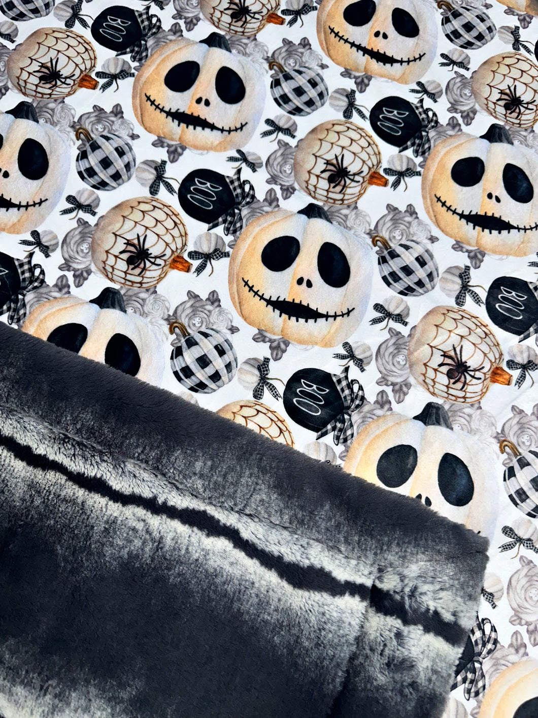 Skelly Pumpkins Extra Luxe XL Adult Size