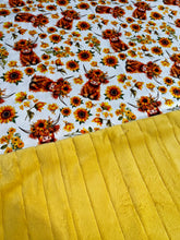 Load image into Gallery viewer, Extra Luxe Sydney Mango + Sunflower Highland Cows Xl Adult