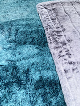 Load image into Gallery viewer, Double Extra Luxe Lagoon Arctic Fox + Cloudburst Iced Sydney XL Adult Size