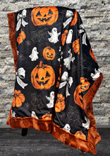 Load image into Gallery viewer, PREORDER Lacy Ghost Pumpkin XL ADULT